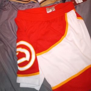 Atlanta Hawks Mitchell N Ness Shorts